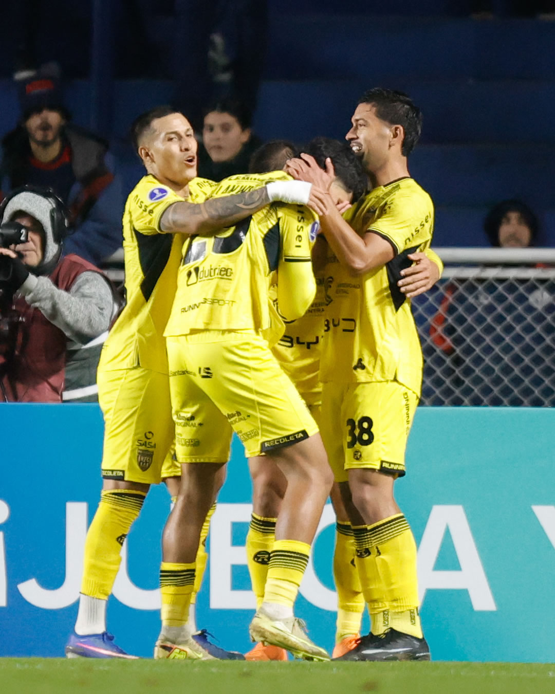 Rosario Central-Corinthians destaca en octavos de final de Libertadores cuyo sorteo se realizó hoy