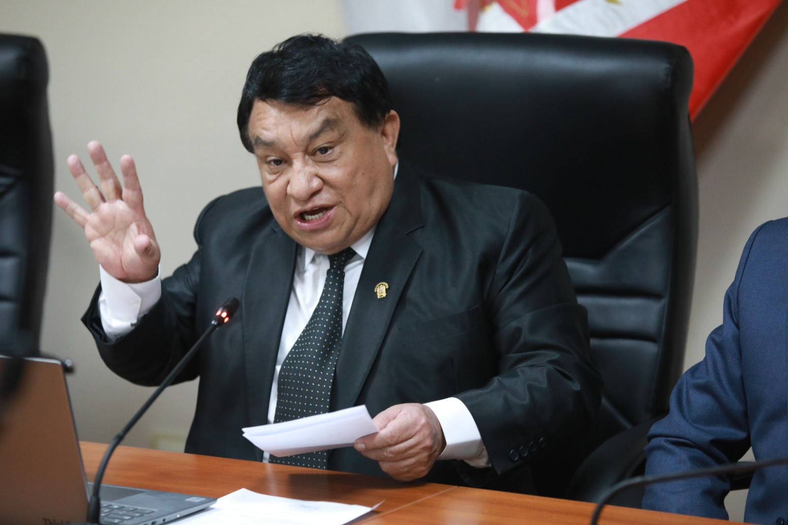 Demandan traslado de penales de Lurigancho y Castro Castro