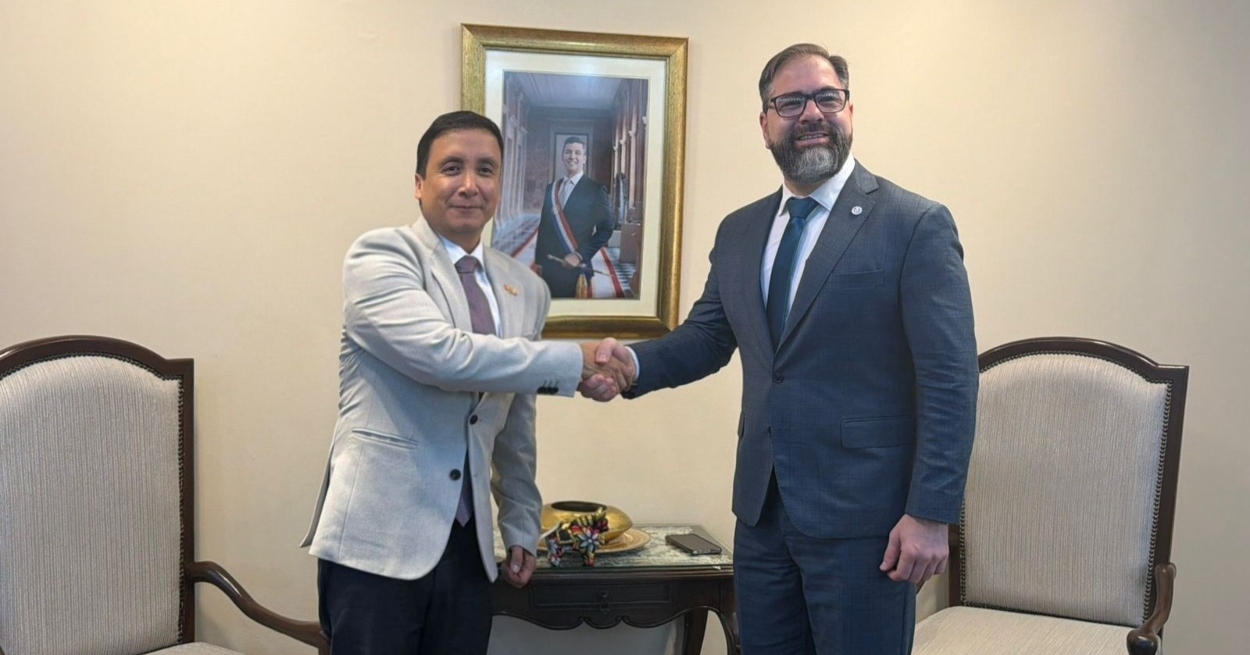Perú y Paraguay refuerzan cooperación en materia penitenciaria para enfrentar el hacinamiento y el crimen organizado
