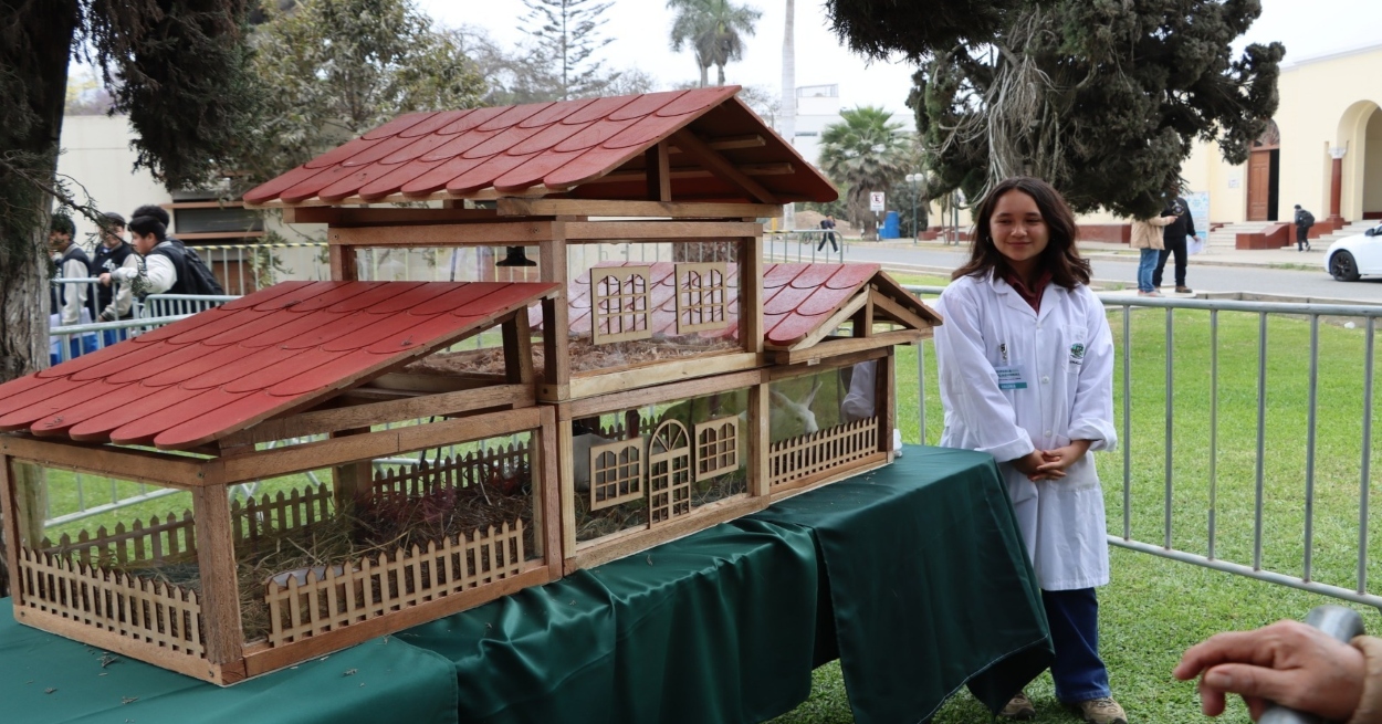 La ciencia sale del aula: UNALM abre sus puertas a escolares y familias