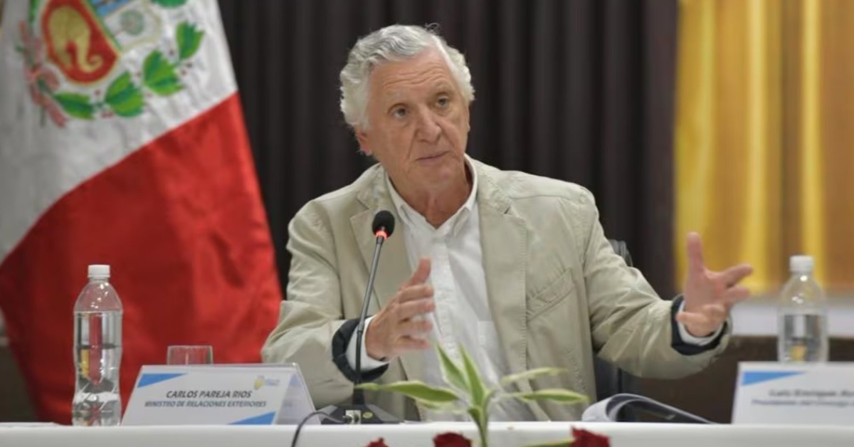 Canciller Pareja rechaza que cese de embajadores responda a motivaciones políticas: "Estaban advertidos"