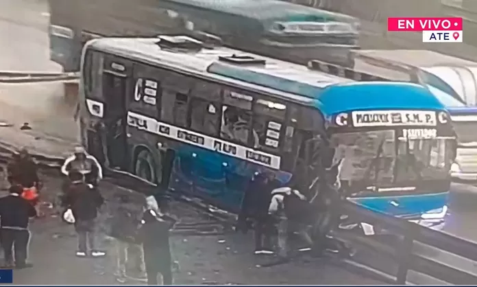 Dos personas perdieron la vida en el violento choque en Evitamiento
