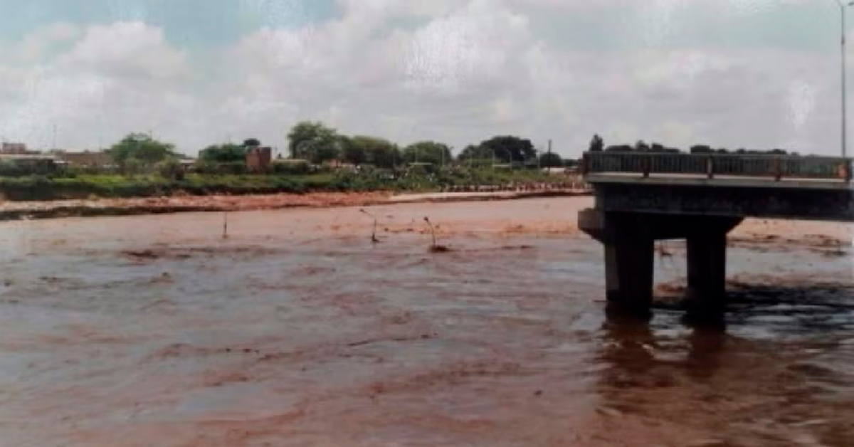 Familiares de fallecidos tras colapso del puente Bolognesi hace 28 años siguen esperando justicia