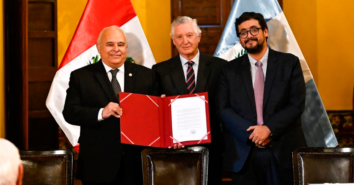Perú entrega nota diplomática a Guatemala que certifica el cumplimiento de los procedimientos para la entrada en vigor del TLC