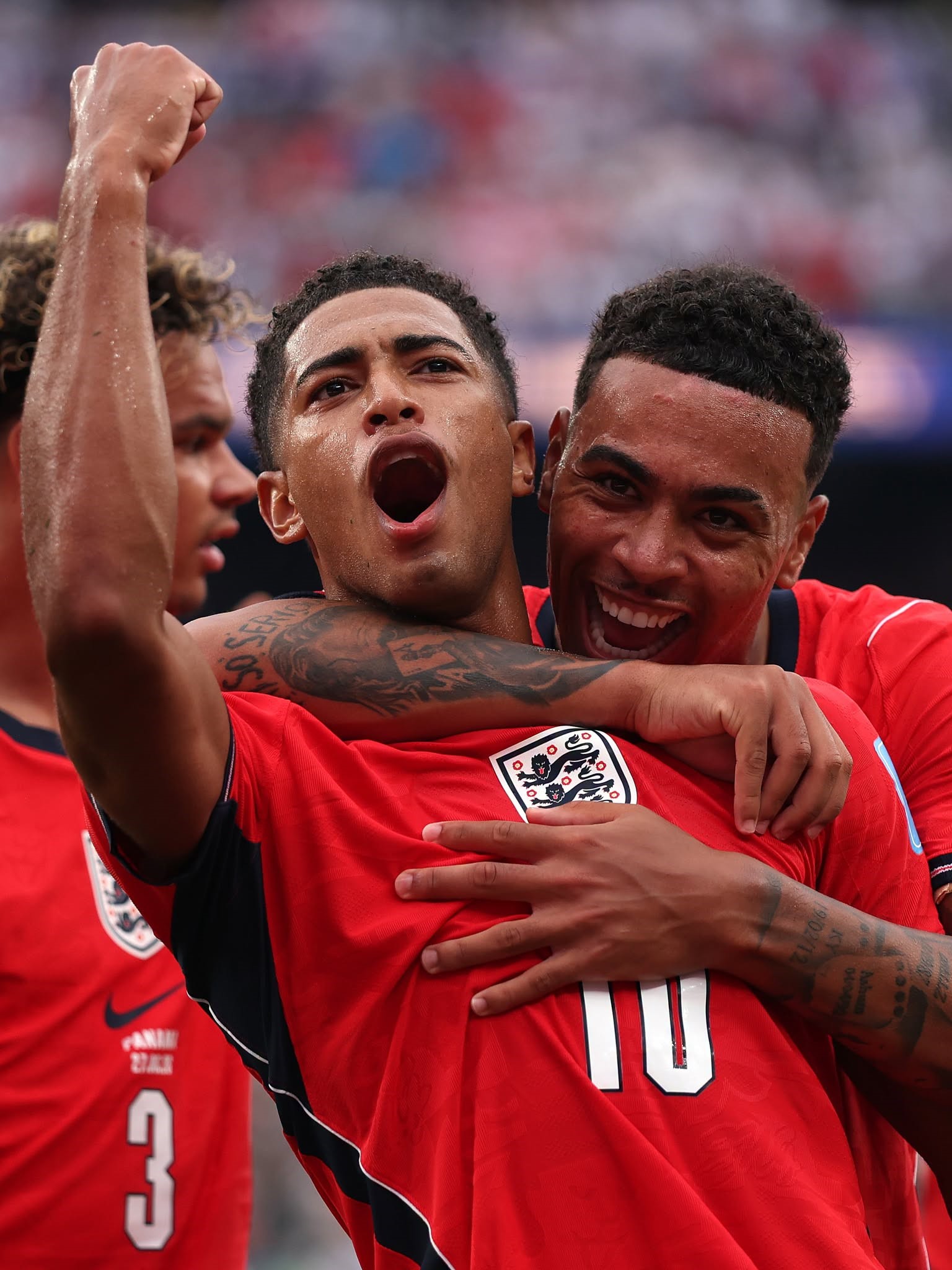 Inglaterra venció a Panamá 2-0 con goles de Bellingham y Kane, clasificando como líder del Grupo “L”
