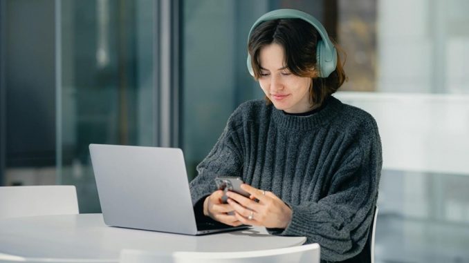 Cómo usar el modo demo en las tragamonedas modernas para comprender sus características y pagos
