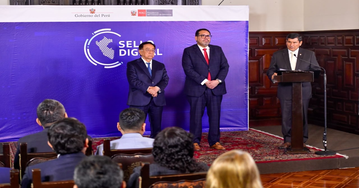 Premier Arroyo: Perú cuenta con más de 6 mil servicios públicos digitalizados y disponibles en línea