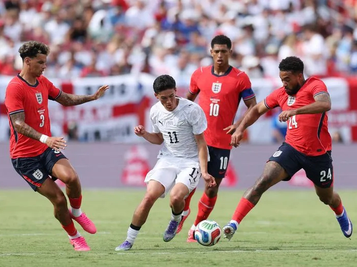 ¡INGLATERRA GANA SIN CONVENCER!