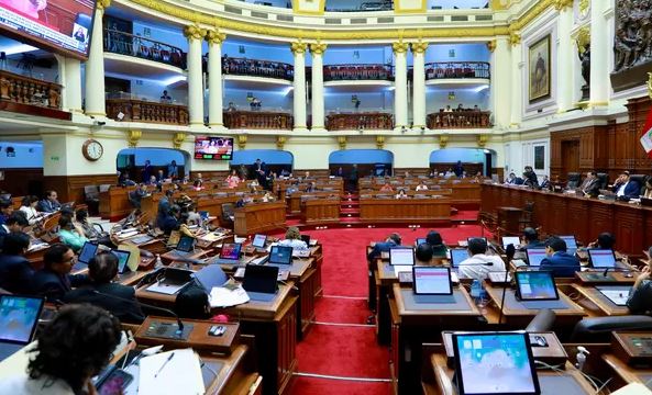 Policías y militares serán juzgados en fueros internos