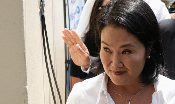 Keiko lidera las encuestas