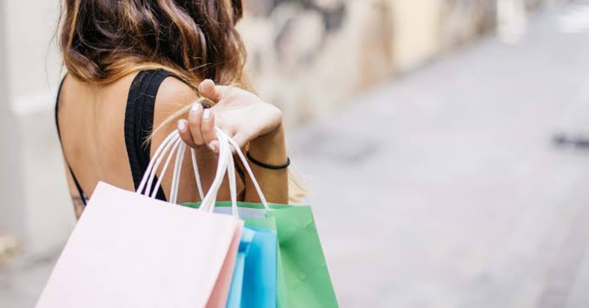 Indecopi ADVIERTE que tiendas por departamento NO PUEDEN negar cambios y devoluciones en outlets