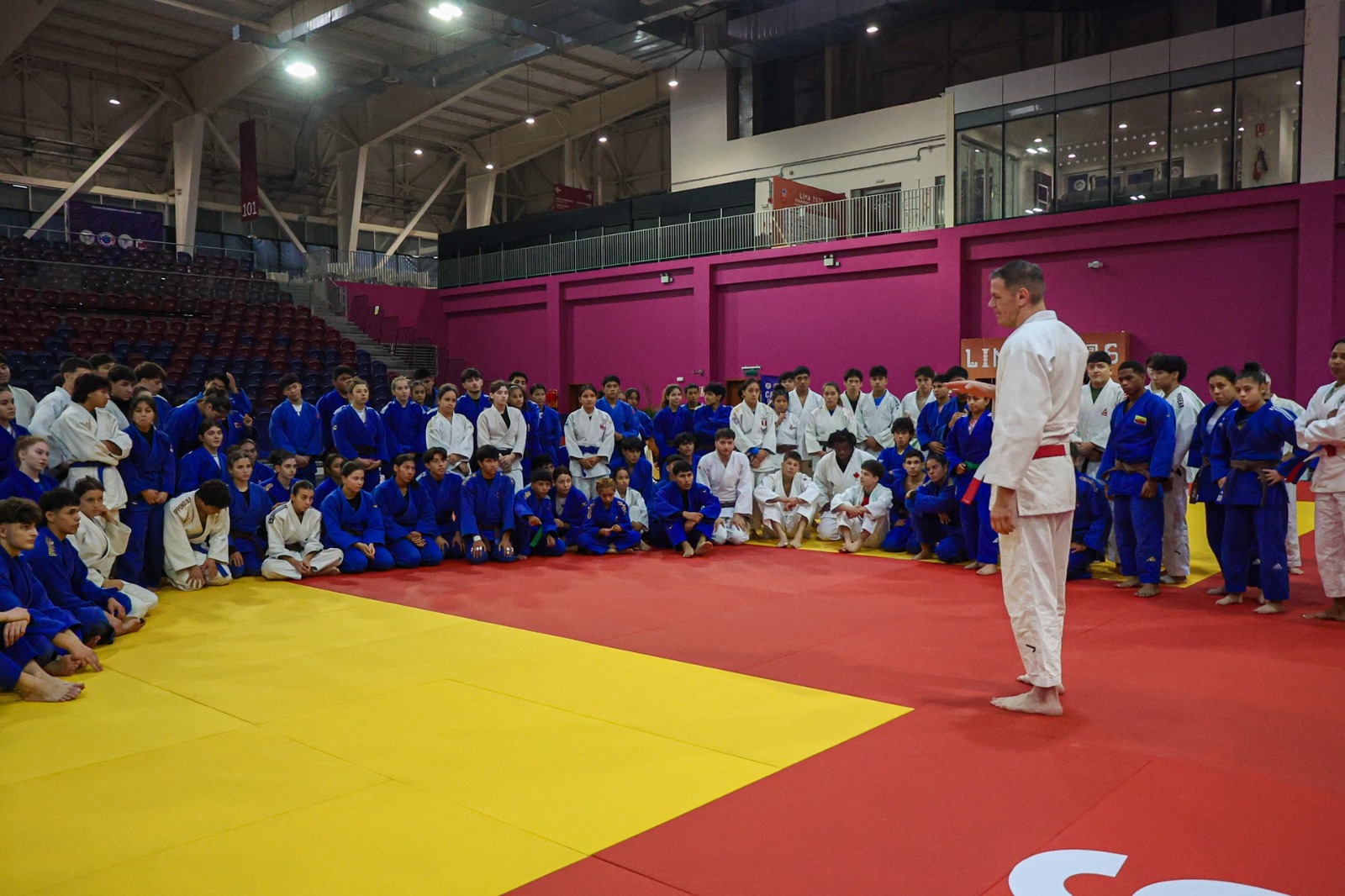 Olímpico Carlos Zegarra Presser realizó entrenamiento magistral internacional de judo junto a la campeona mundial y medallista olímpica Yuri Alvear