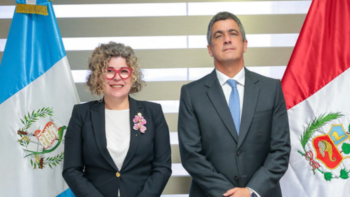 Guatemala y Perú celebran la entrada en vigor del Tratado de Libre Comercio