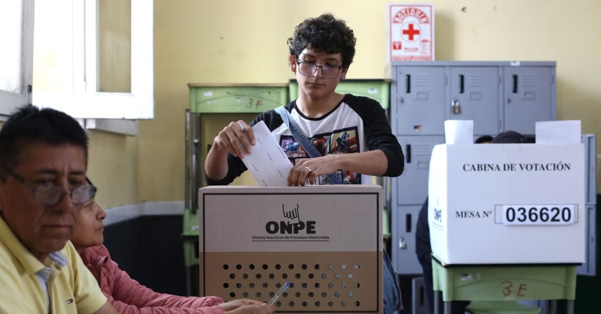 Segunda vuelta 2026: ¿Tomarle foto a la cédula de votación es un delito? Esto dice la norma