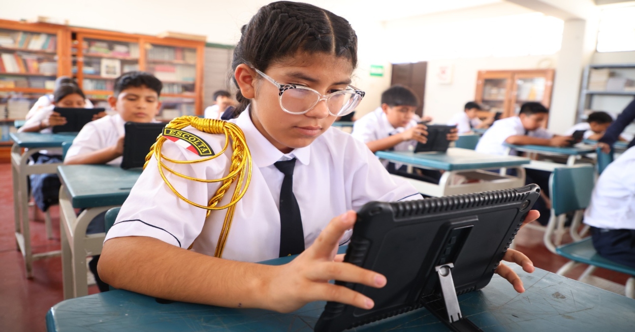 Minedu: estudiantes aprenden quechua desde el celular