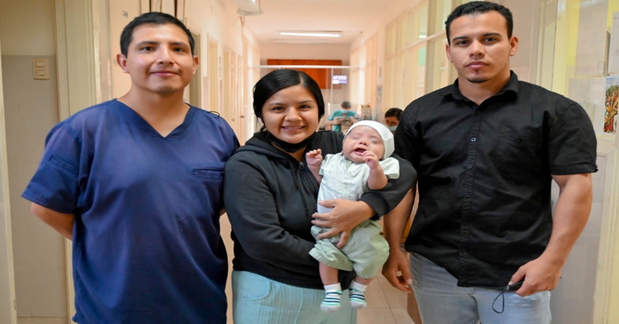Equipo del INSN Breña salva la vida a neonato ancashino tras compleja cirugía pulmonar
