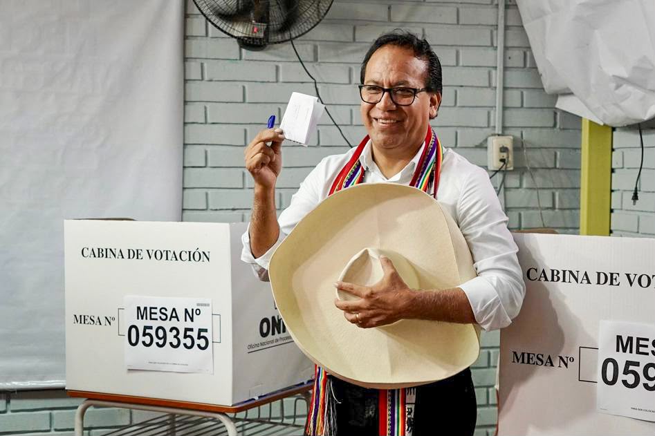 Ladran, Sánchez, señal de que ganamos