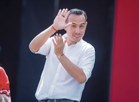 Jerí renunció a Somos Perú