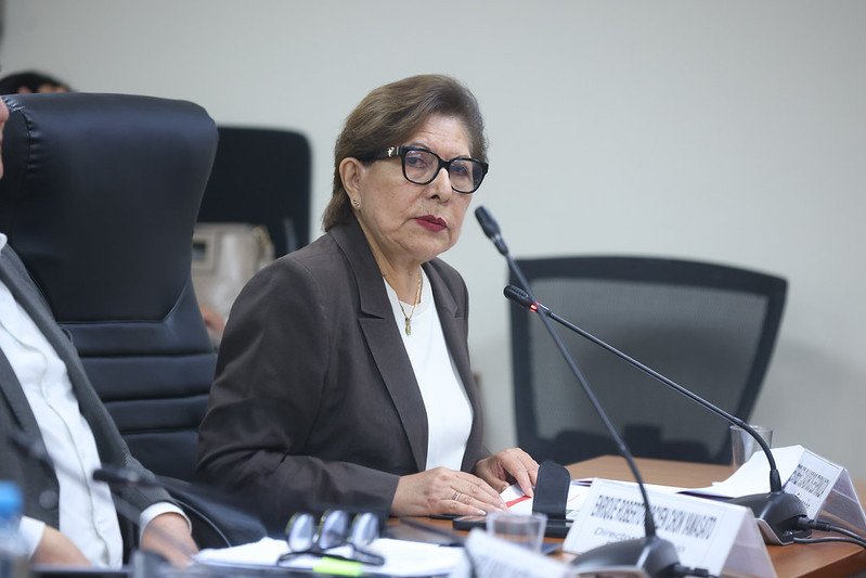 Congreso cita a ministra de Educación, María Cuadros por atropello a la SUNEDU