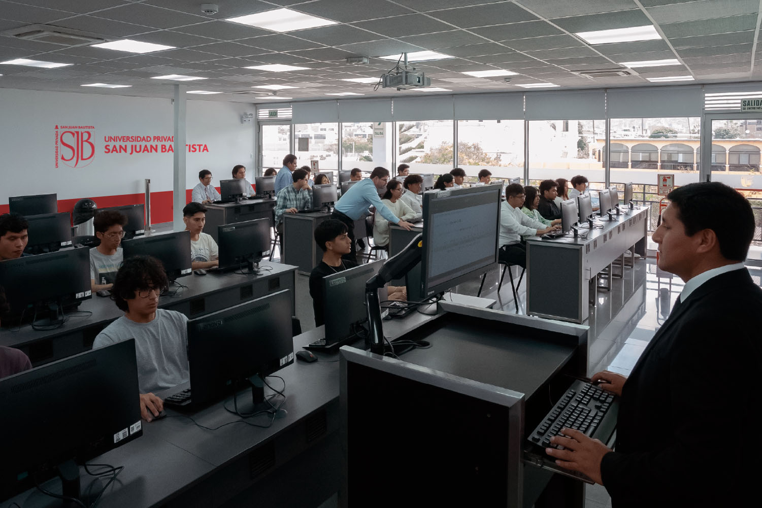 Universidad Privada San Juan Bautista apuesta por carreras alineadas al mercado laboral actual