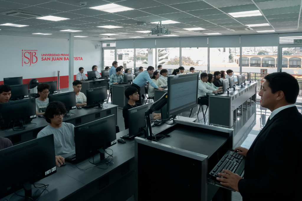 Universidad Privada San Juan Bautista apuesta por carreras alineadas al mercado laboral actual
