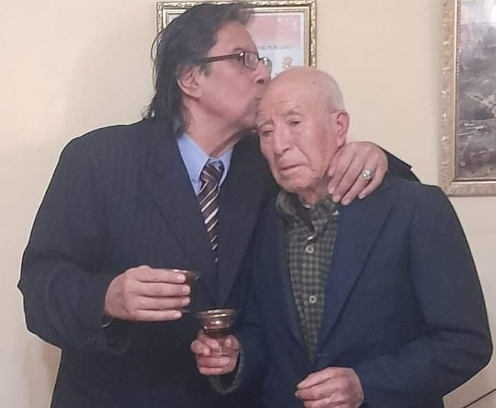 Más allá del «jefe del hogar»: Una mirada honesta y diversa a la poesía peruana al padre