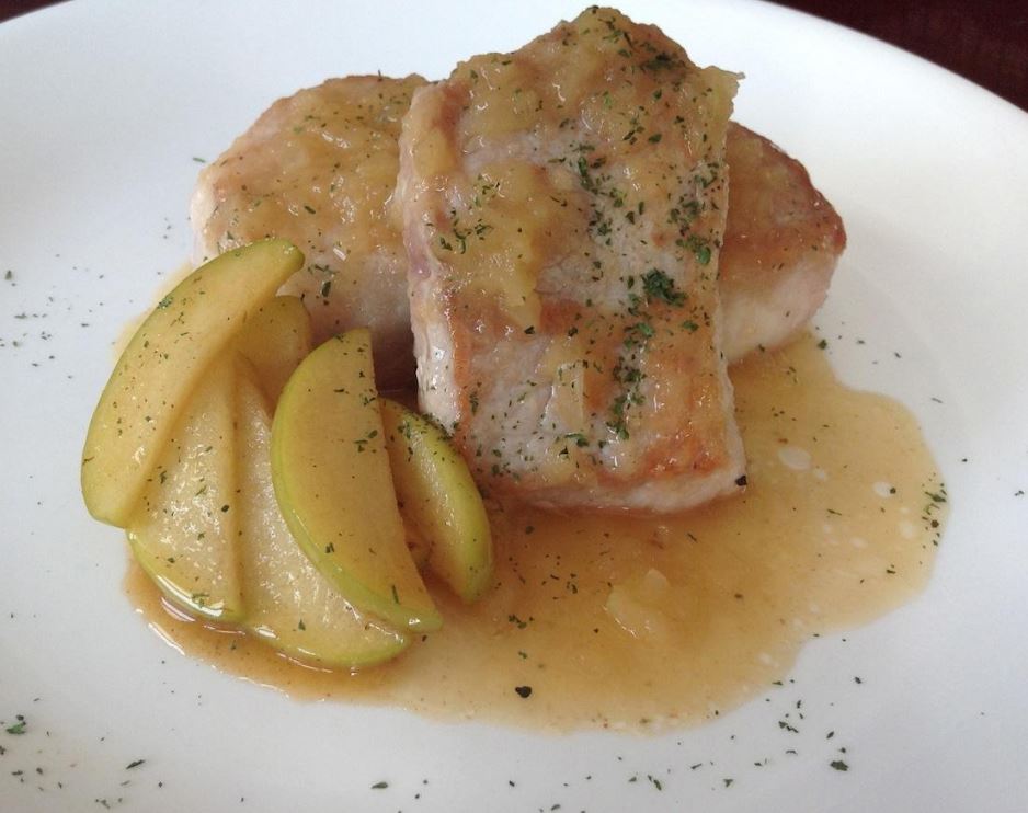 Sabroso lomo de cerdo a la manzana