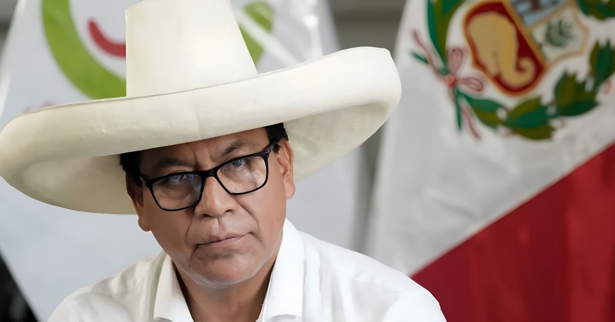 INPE descarta acto proselitista y autorización especial a Roberto Sánchez tras presencia en penal de Barbadillo