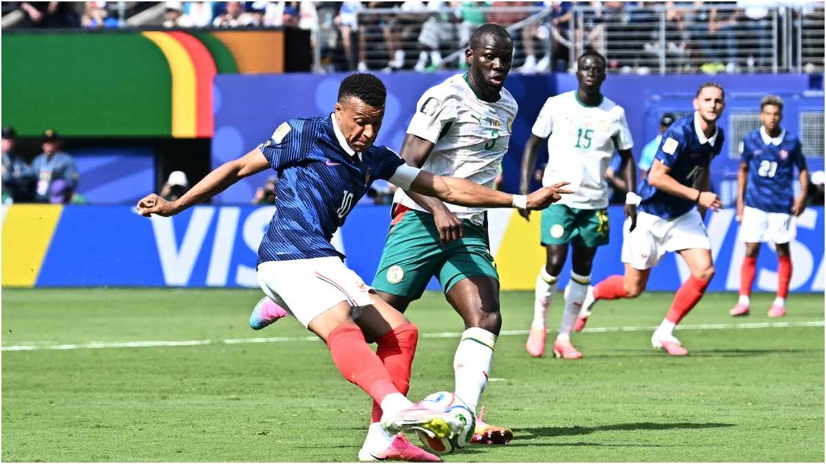 Francia con gran debut de Mbappé con dos goles superó a Senegal 3-1 por el Grupo «I»