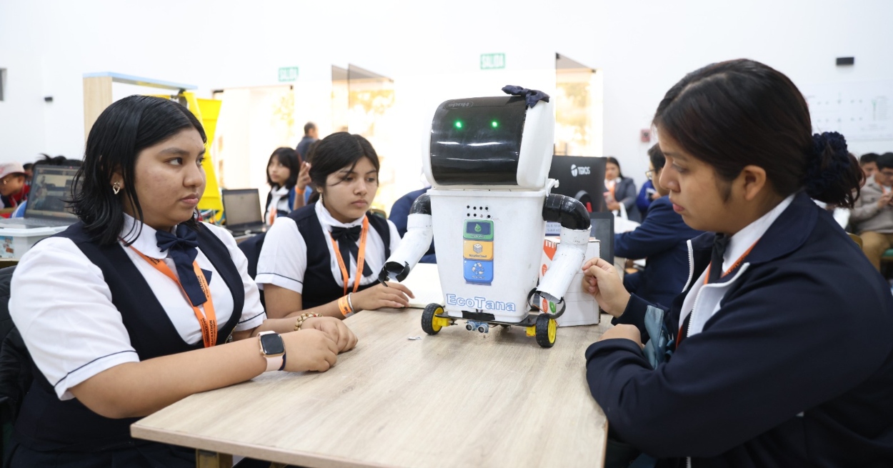 Minedu anuncia la quinta Hackathon en Tecnologías Digitales 2026