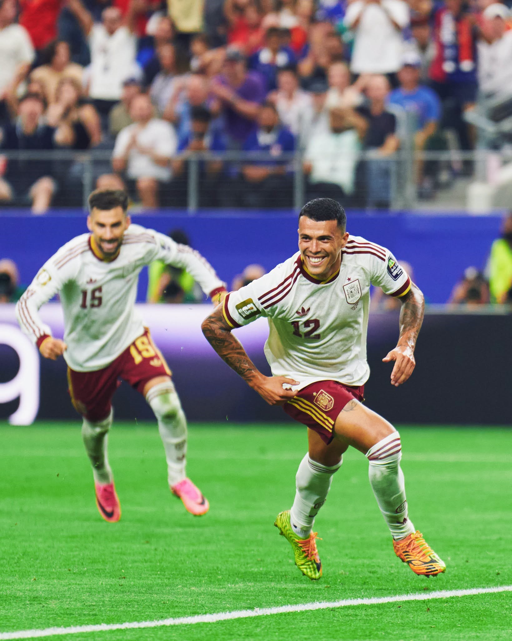 España disputará el título del Mundial 2026 el domingo tras vencer a Francia 2-0 en Texas