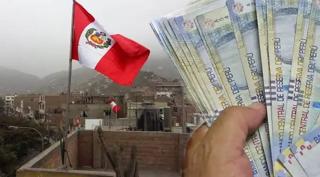 Arrancan multas por no poner bandera