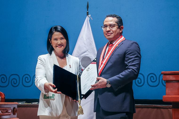Keiko Fujimori recibe credenciales como presidenta electa de la República para el periodo 2026-2031