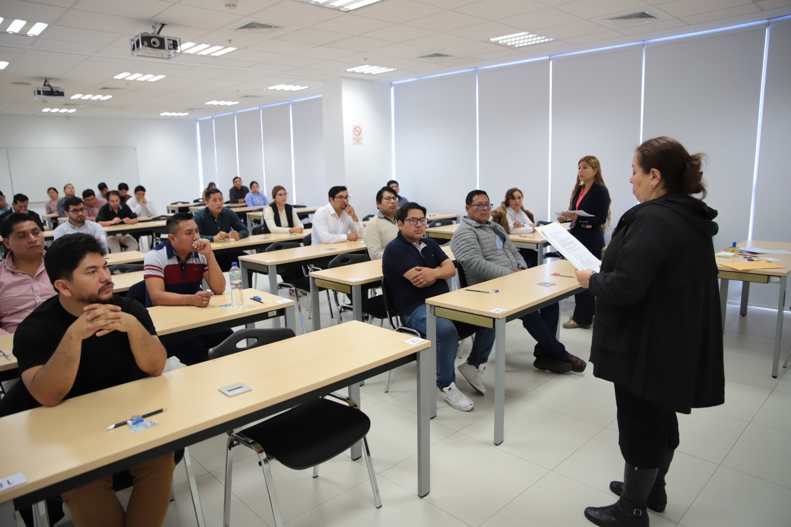 Solo el 28% de abogados aprueba la rigurosa prueba de conocimientos para nuevos procuradores del Estado