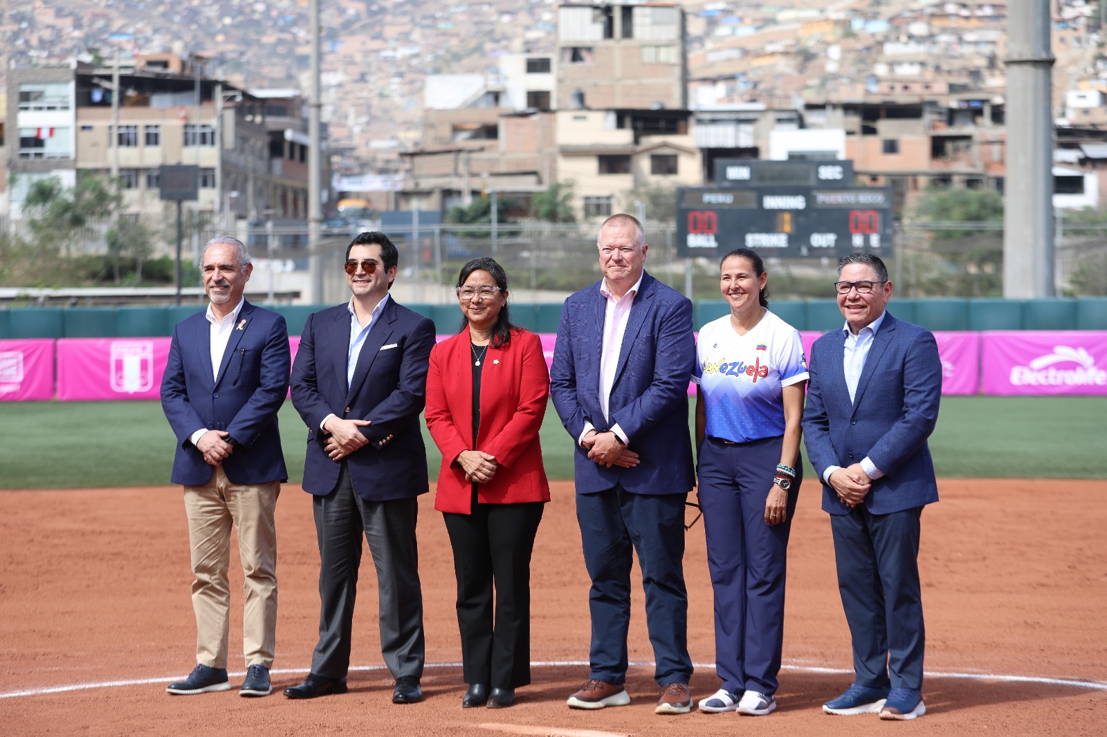 En una espectacular ceremonia se inauguró la Copa Mundial de Softbol femenino de la WBSC Lima 2026