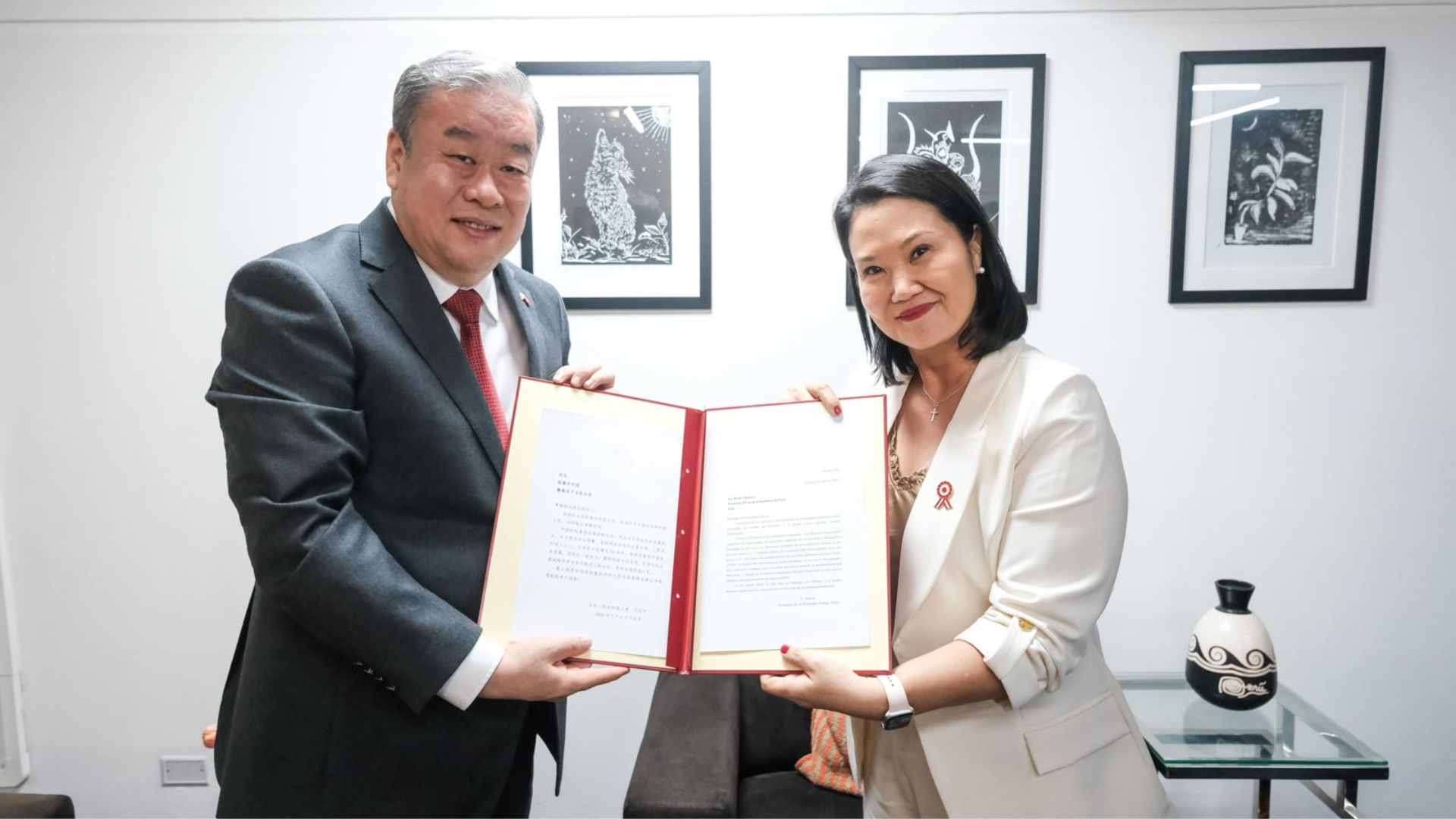 Xi Jinping envía carta a Keiko Fujimori a través del embajador de China en Perú