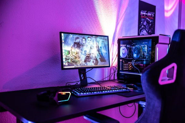 El efecto streaming, por qué el entretenimiento con anfitrión en vivo reemplaza al juego en solitario