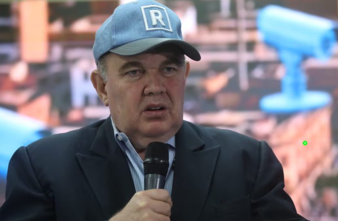 López Aliaga comunicó que no será senador