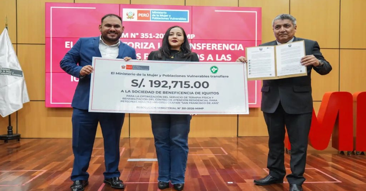 Ministra Pariona entrega más de S/ 1.3 millones a beneficencias de Lambayeque, Iquitos y Huancayo