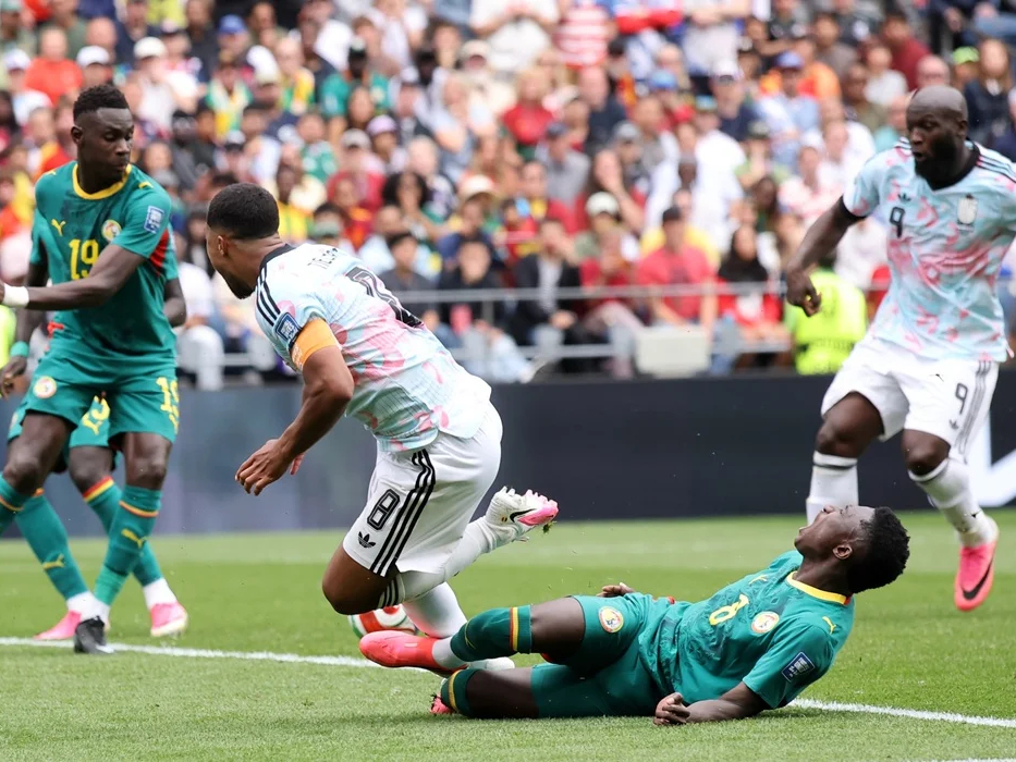 ¡BÉLGICA SE IMPONE ANTE LOS LEONES!