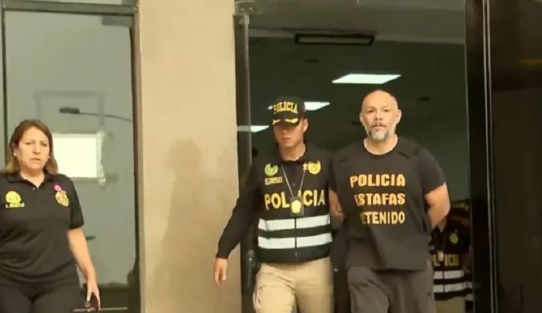 Jackson Mora y ‘Arquitectos’ son recluidos por fraude