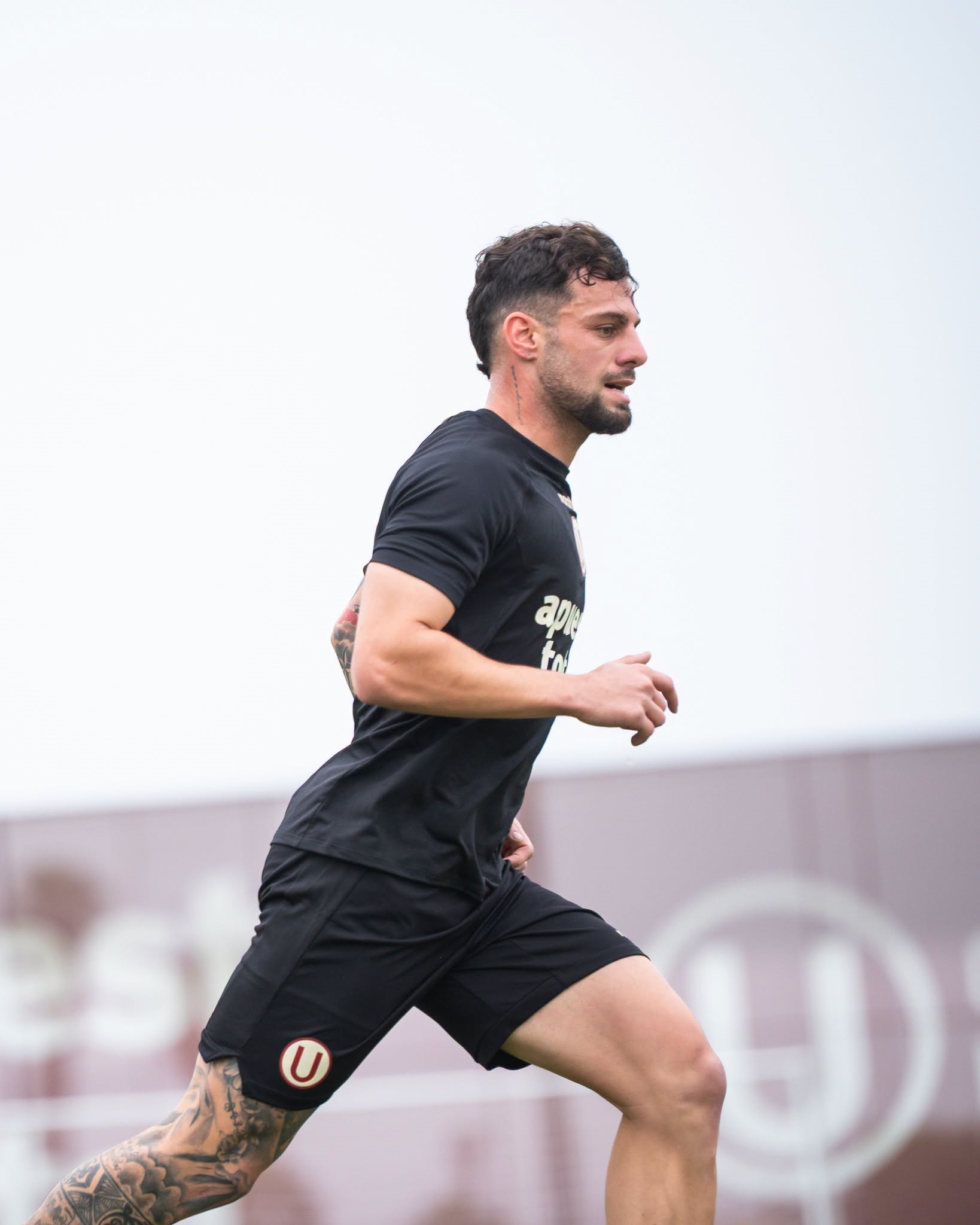 Argentino Juan Manuel Requena tuvo su primera práctica con Universitario