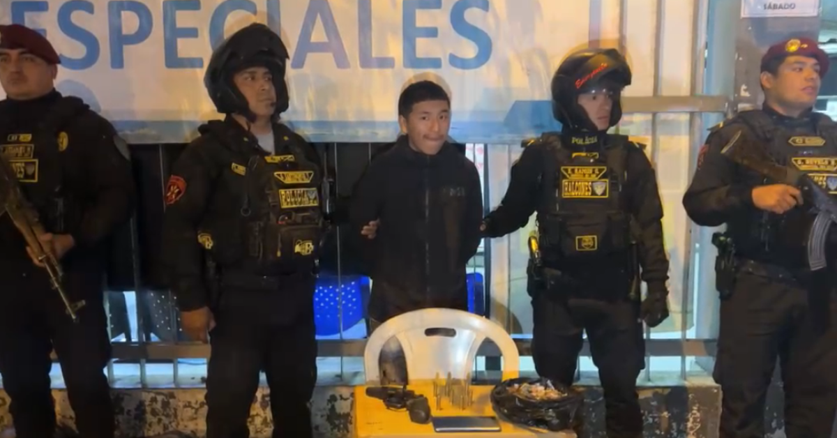 SJL: Policía captura a presunto sicario de 18 años que iba a atacar a conductor de transporte público